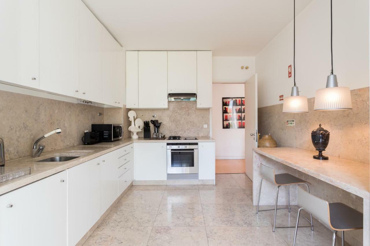 Апартаменты Flh Chiado Design Flat Лиссабон Экстерьер фото